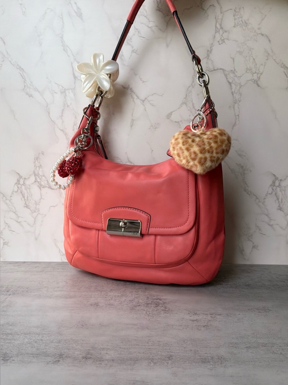 NWOT Bubble Gum Pink Kristin Hobo Coach Signature Shoulder Bag 🩰˚˖𓍢 🦢✧˚.🎀༘⋆